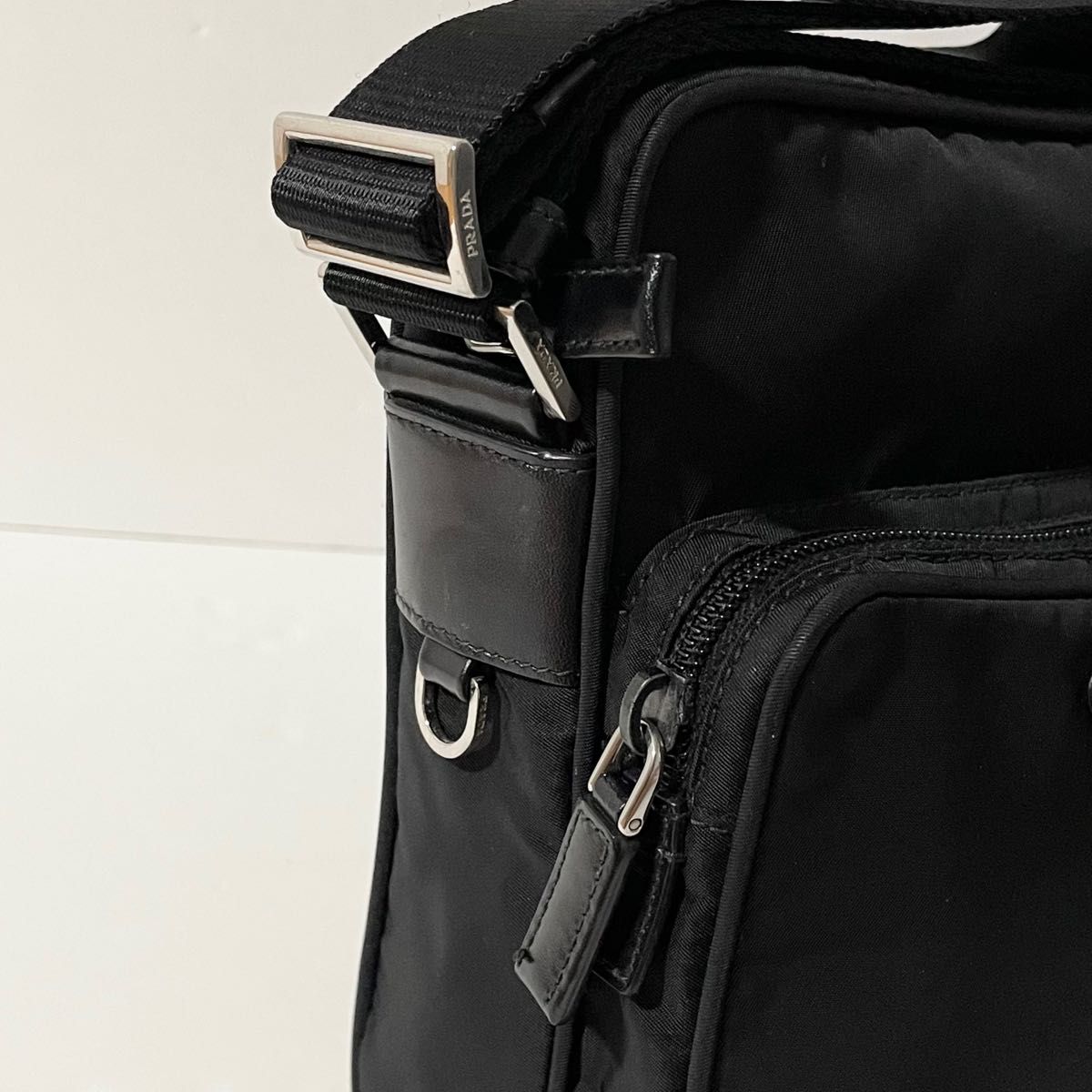 極美品】PRADA プラダ アマゾン型 ショルダーバッグ ナイロン 極美品】PRADA プラダ アマゾン型 ショルダーバッグ ナイロン
