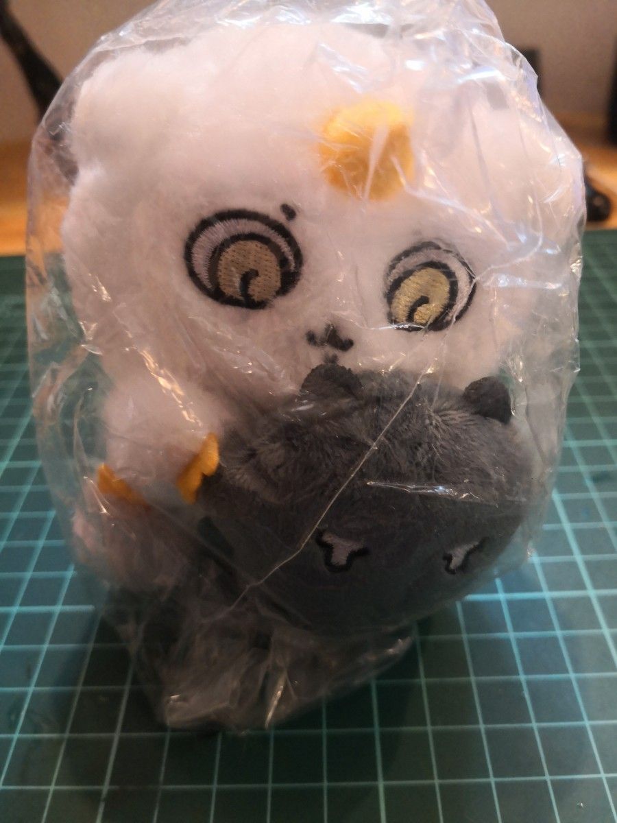 ちいかわ デスクトップから見守る引っかけぬいぐるみ あのこ ちいかわ デスクトップから見守る引っかけぬいぐるみ あのこ