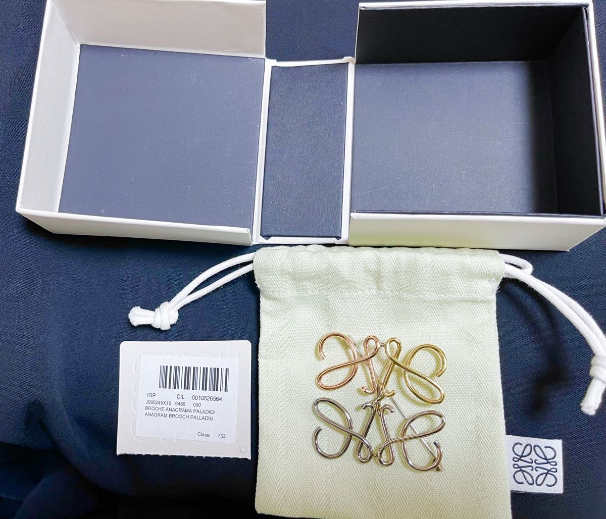 LOEWE ブローチ ロエベ アナグラム マルチカラー|Yahoo!フリマ LOEWE ブローチ ロエベ アナグラム マルチカラー|Yahoo!フリマ