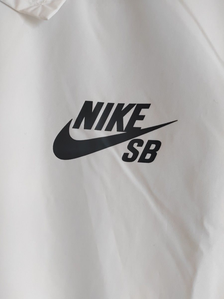 超美品 NIKE ナイキ ナイロンジャケット コーチジャケット 超美品 NIKE ナイキ ナイロンジャケット コーチジャケット