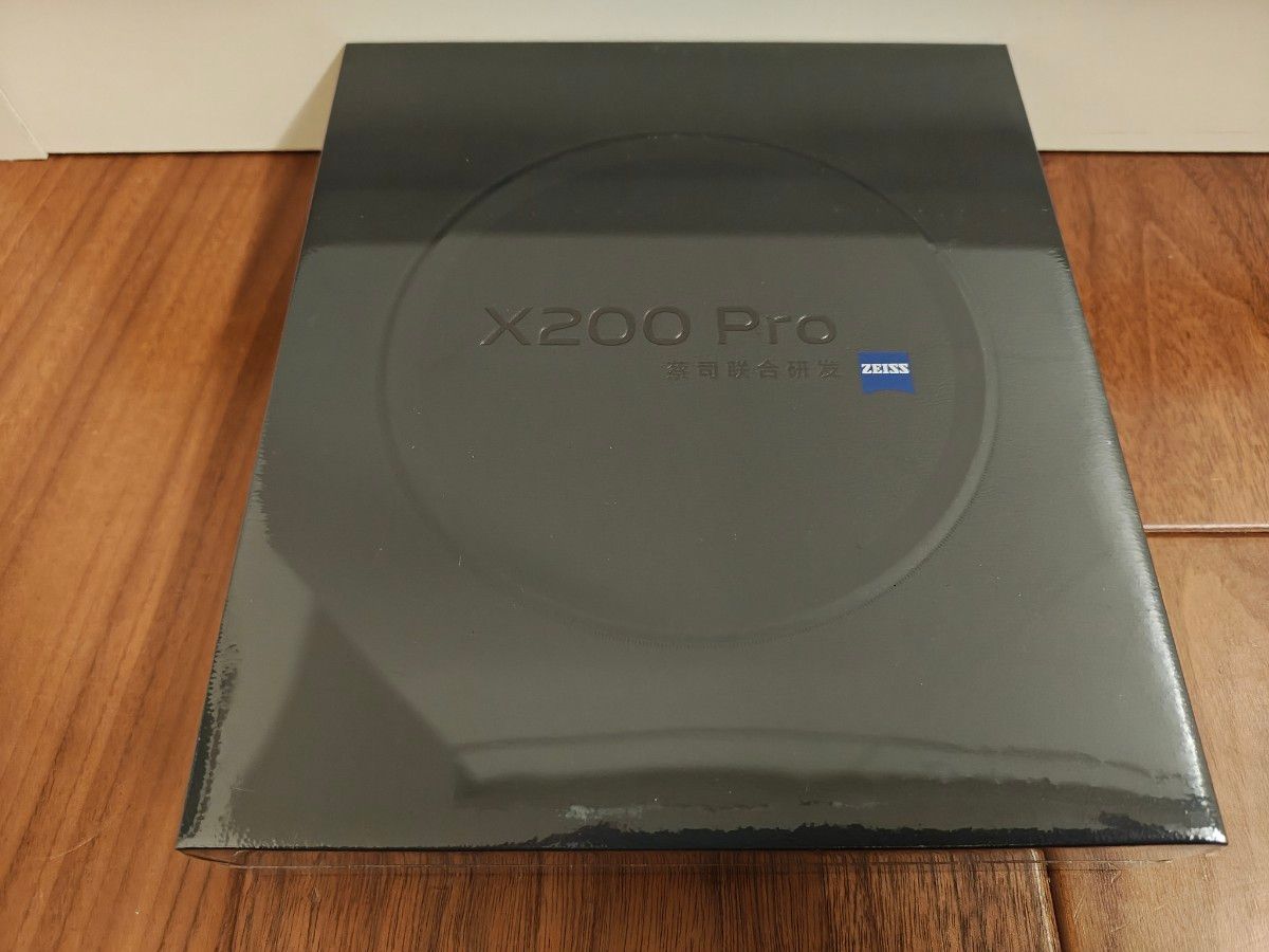 新品未開封】vivo X200 Pro 12G/256GB ブルー SIMフリー 中国版 新品未開封】vivo X200 Pro 12G/256GB ブルー SIMフリー 中国版