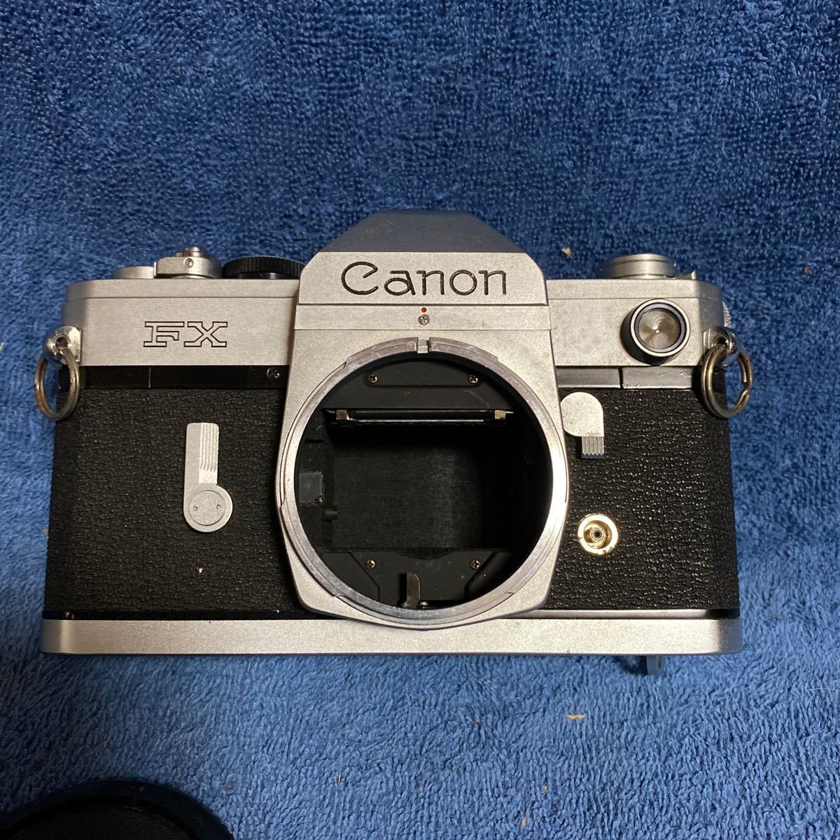 Canon フィルムカメラ FX 一眼レフ キヤノン ジャンク[20/4 K-2P]