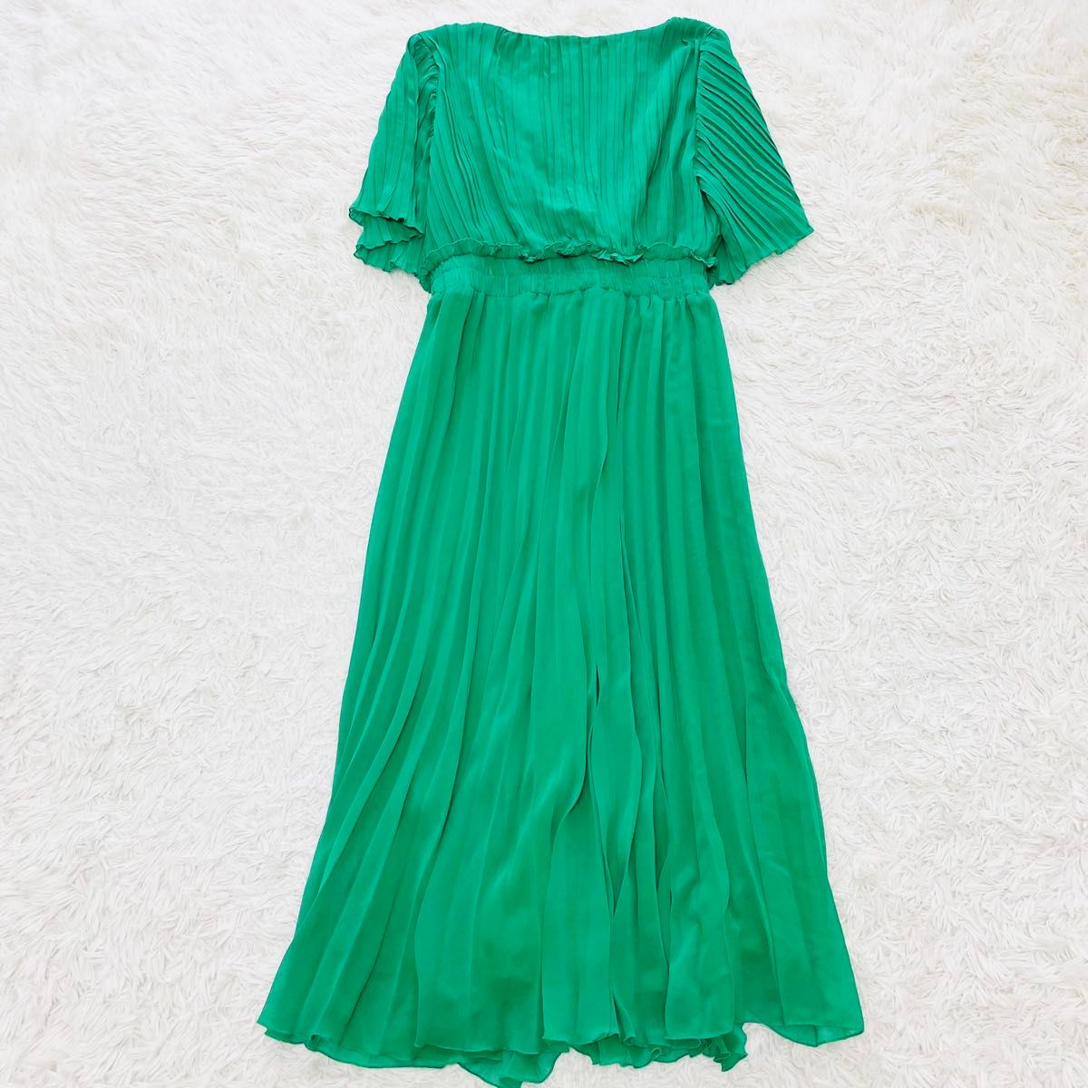 ZARA ロングワンピース プリーツスカート グリーン サイズXL ZARA ロングワンピース プリーツスカート グリーン サイズXL