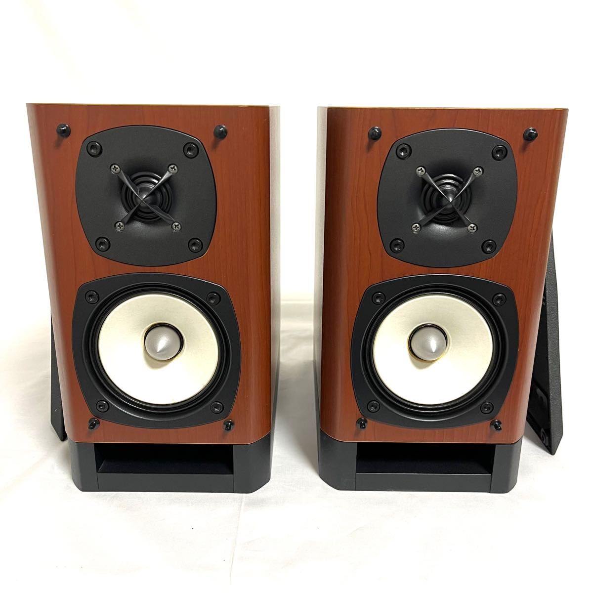 シリアル同番】 ONKYO 2ウェイ・スピーカーシステム D-55EX シリアル同番】 ONKYO 2ウェイ・スピーカーシステム D-55EX
