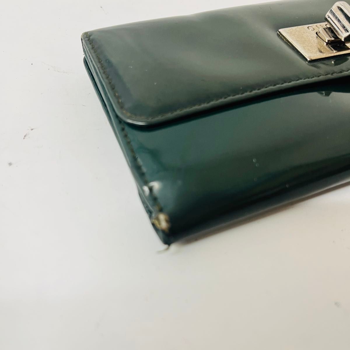 GUCCI グッチ エナメル レザー 長財布 グリーン|Yahoo!フリマ GUCCI グッチ エナメル レザー 長財布 グリーン|Yahoo!フリマ