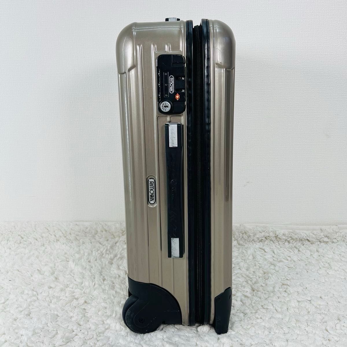 リモワ ルフトハンザ サルサ 806 52 キャリーケース 35L 機内 リモワ ルフトハンザ サルサ 806 52 キャリーケース 35L 機内