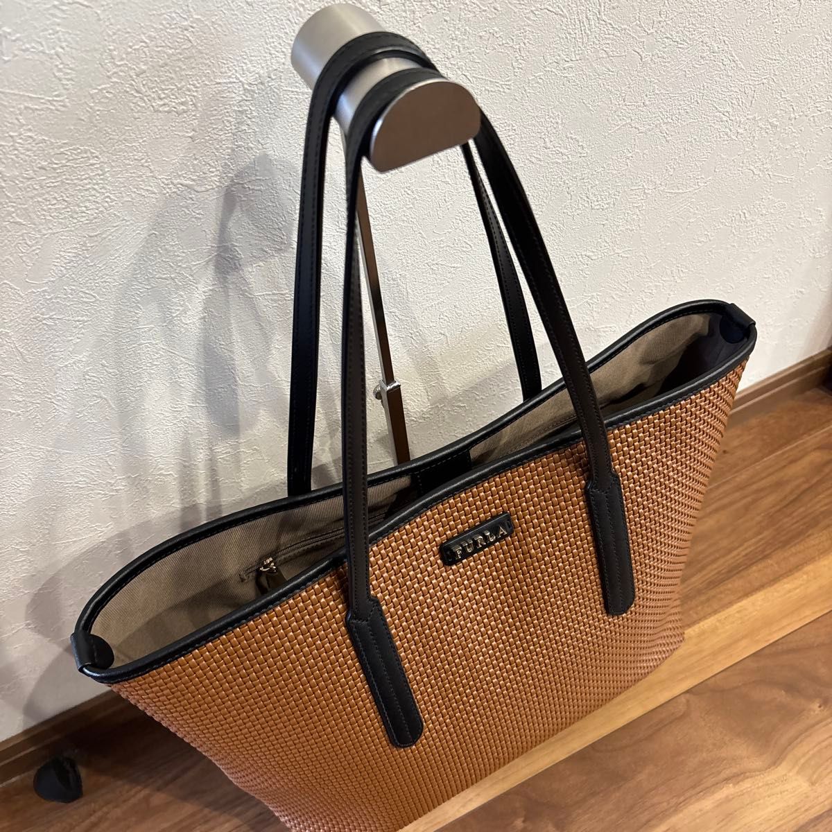FURLA フルラ 編み込み レザー キャンパス トートバッグ A4 FURLA フルラ 編み込み レザー キャンパス トートバッグ A4