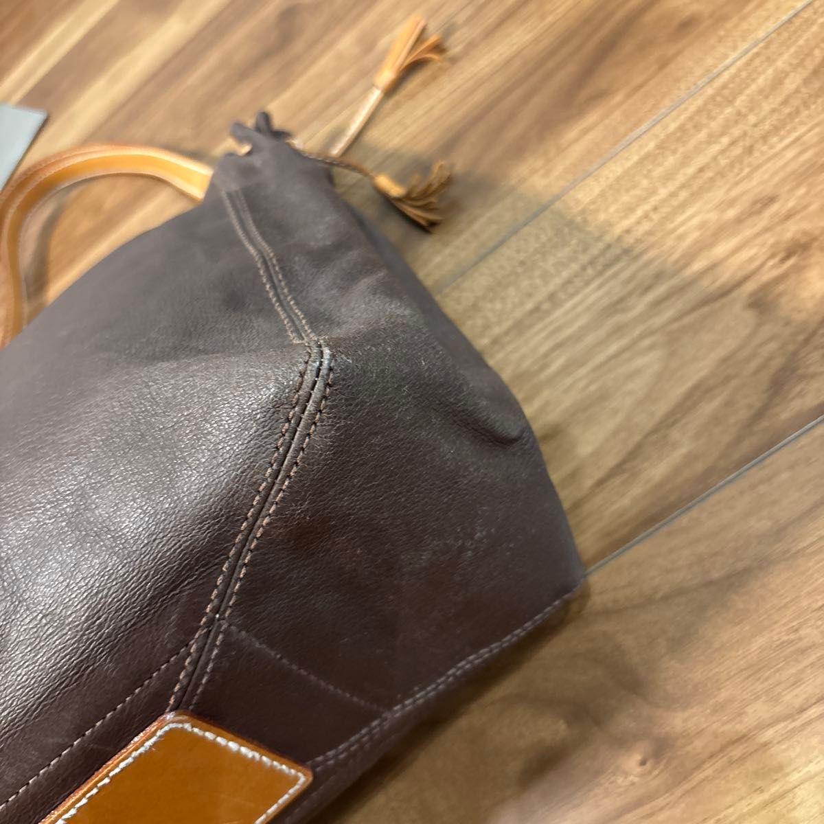 極美品】genten ゲンテン レザー 本革製 トートバッグ A4 近年 極美品】genten ゲンテン レザー 本革製 トートバッグ A4 近年