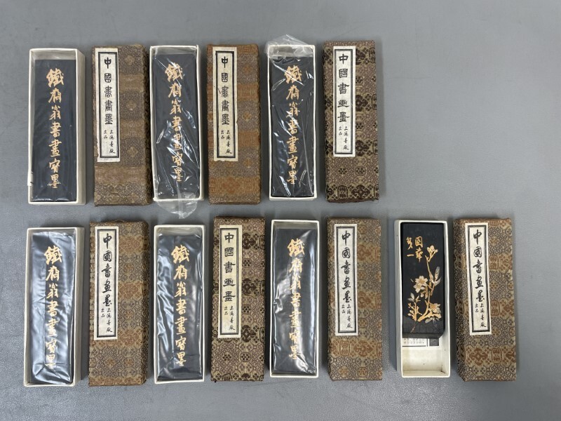 AX639「中国古墨 鉄斎翁書画寶墨」7個 使用済有 (検骨董書画掛軸 AX639「中国古墨 鉄斎翁書画寶墨」7個 使用済有 (検骨董書画掛軸