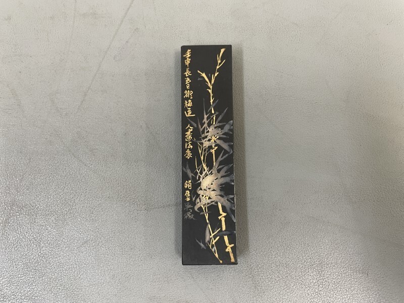 AX646「中国古墨」1個 聴香室主人監製 五石漆煙 (検骨董書画掛軸 AX646「中国古墨」1個 聴香室主人監製 五石漆煙 (検骨董書画掛軸