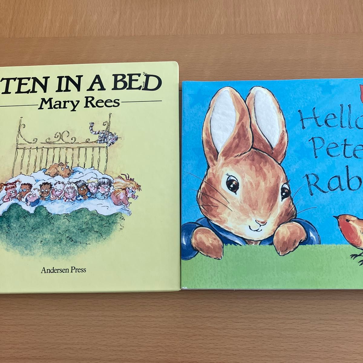 英語絵本】2冊セット TENIN A BED ピーターラビットの感触を 英語絵本】2冊セット TENIN A BED ピーターラビットの感触を