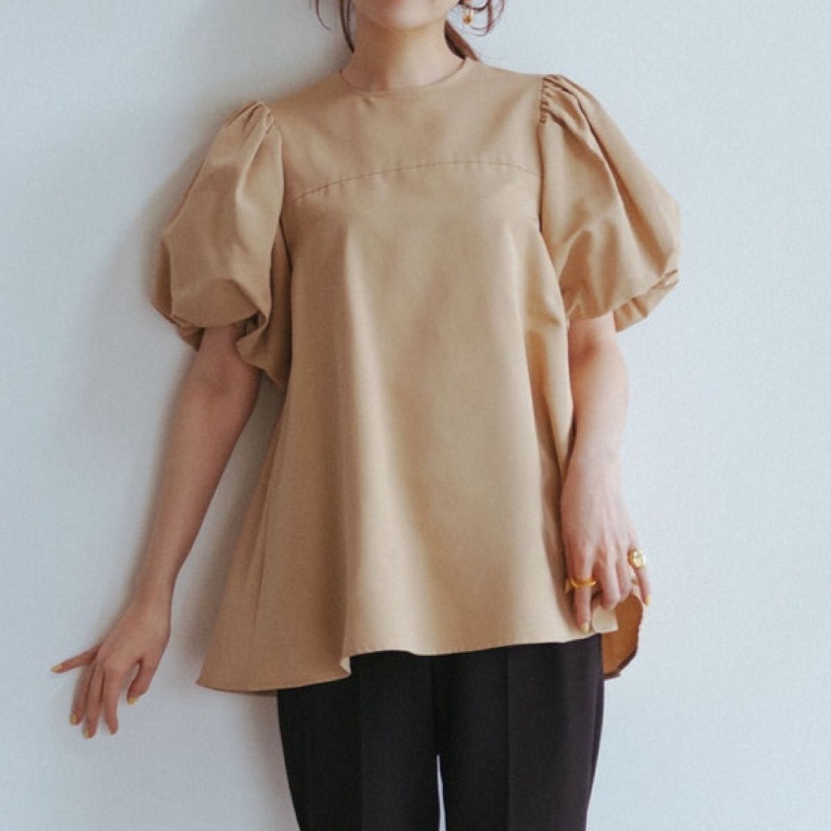 笹川友里さんコラボ】#Newans パフスリーブAラインブラウス 完売 笹川友里さんコラボ】#Newans パフスリーブAラインブラウス 完売