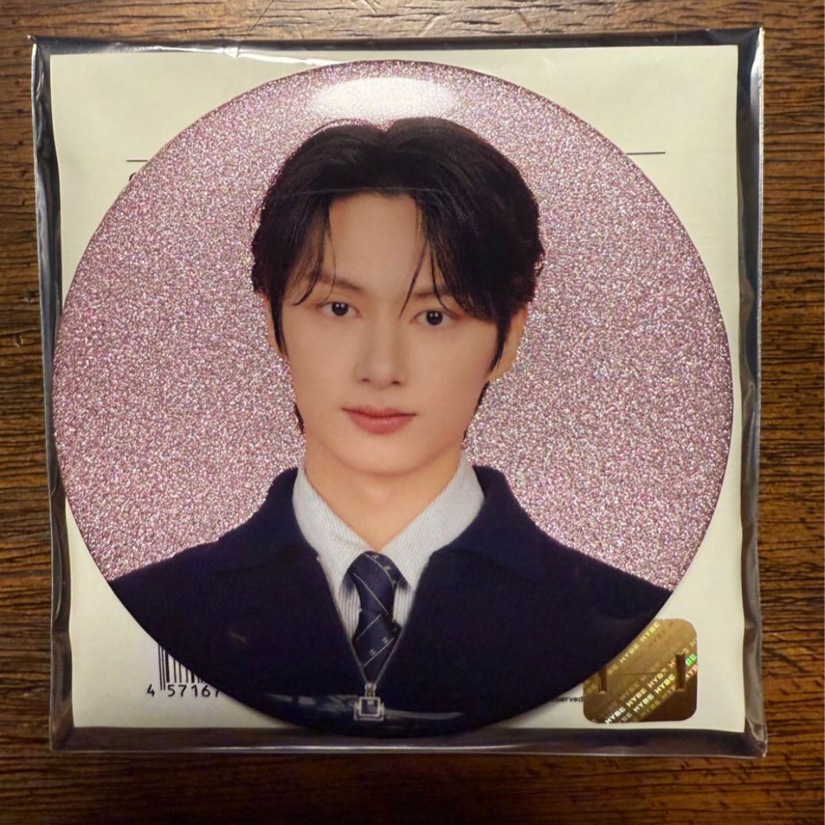 seventeen holiday 缶バッジ ジュン DK ドギョム|Yahoo!フリマ seventeen holiday 缶バッジ ジュン DK ドギョム|Yahoo!フリマ