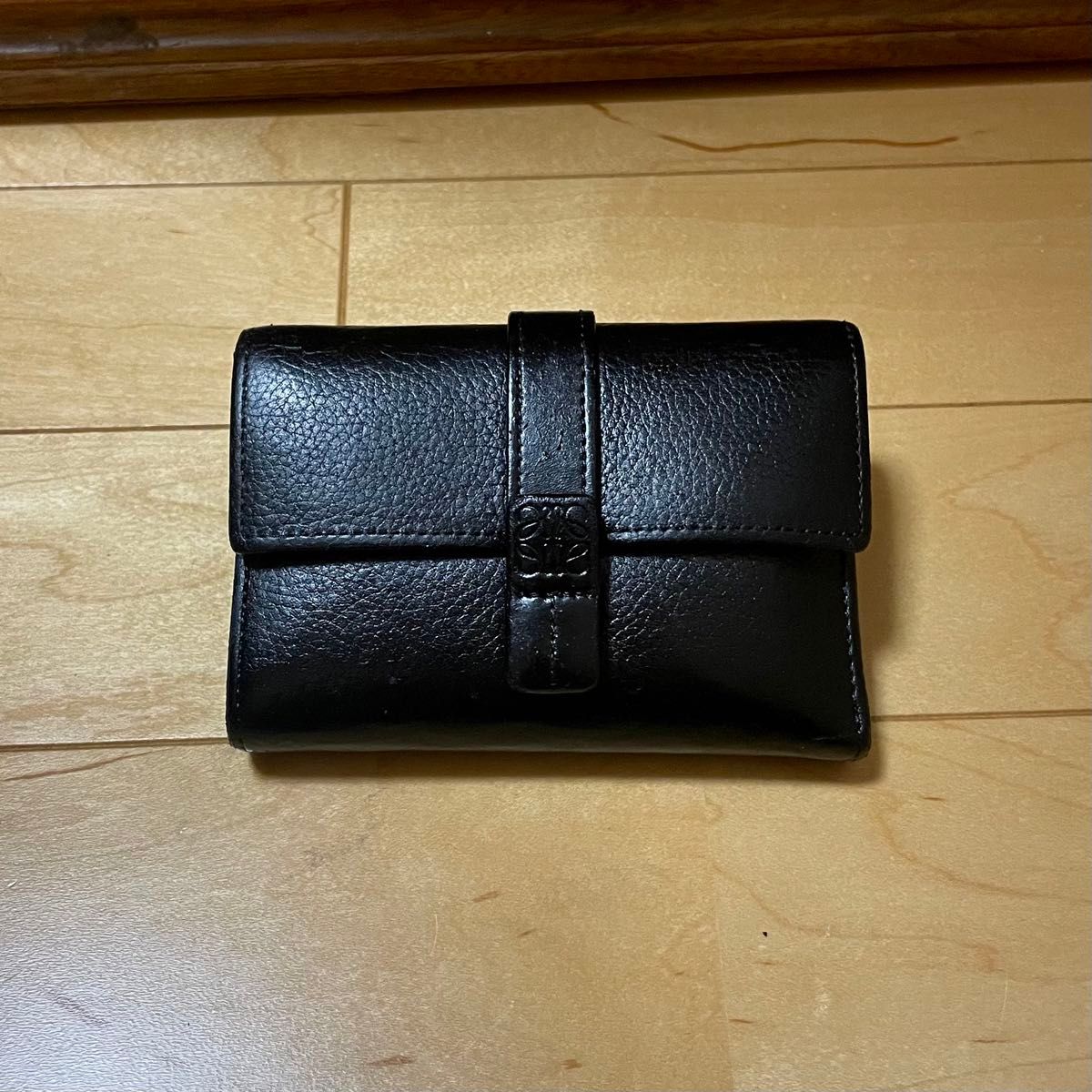 LOEWE ロエベ 折り財布|Yahoo!フリマ(旧PayPayフリマ) LOEWE ロエベ 折り財布|Yahoo!フリマ(旧PayPayフリマ)