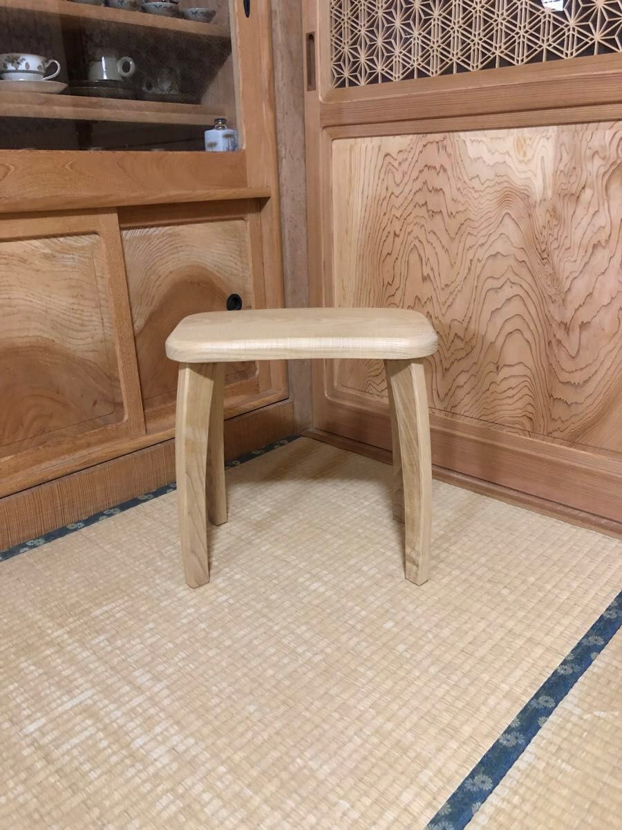1173 建具屋58年のおじいさんの手作り木製サイドテーブル イス 1173 建具屋58年のおじいさんの手作り木製サイドテーブル イス