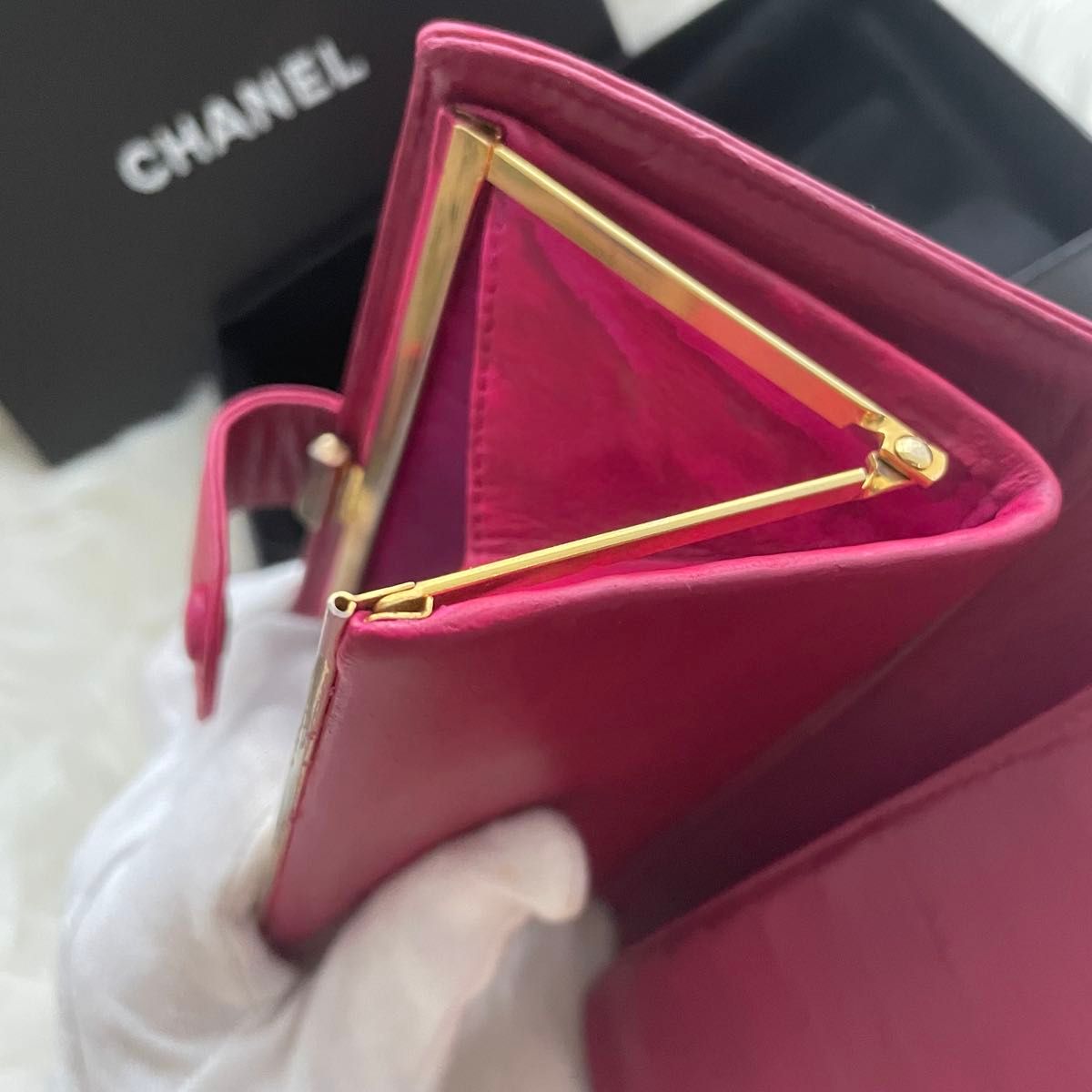 CHANEL シャネル レザー 長財布 ピンク ココマーク 二つ折り CHANEL シャネル レザー 長財布 ピンク ココマーク 二つ折り