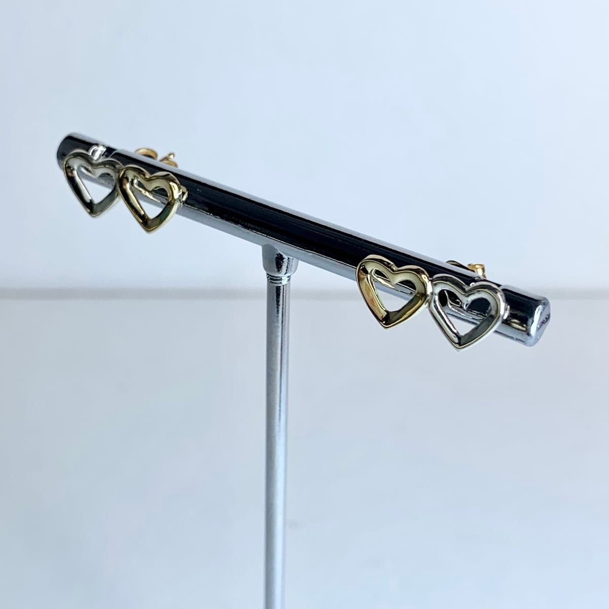 オールドティファニー 美品 ダブル ハート 750 コンビ ピアス オールドティファニー 美品 ダブル ハート 750 コンビ ピアス