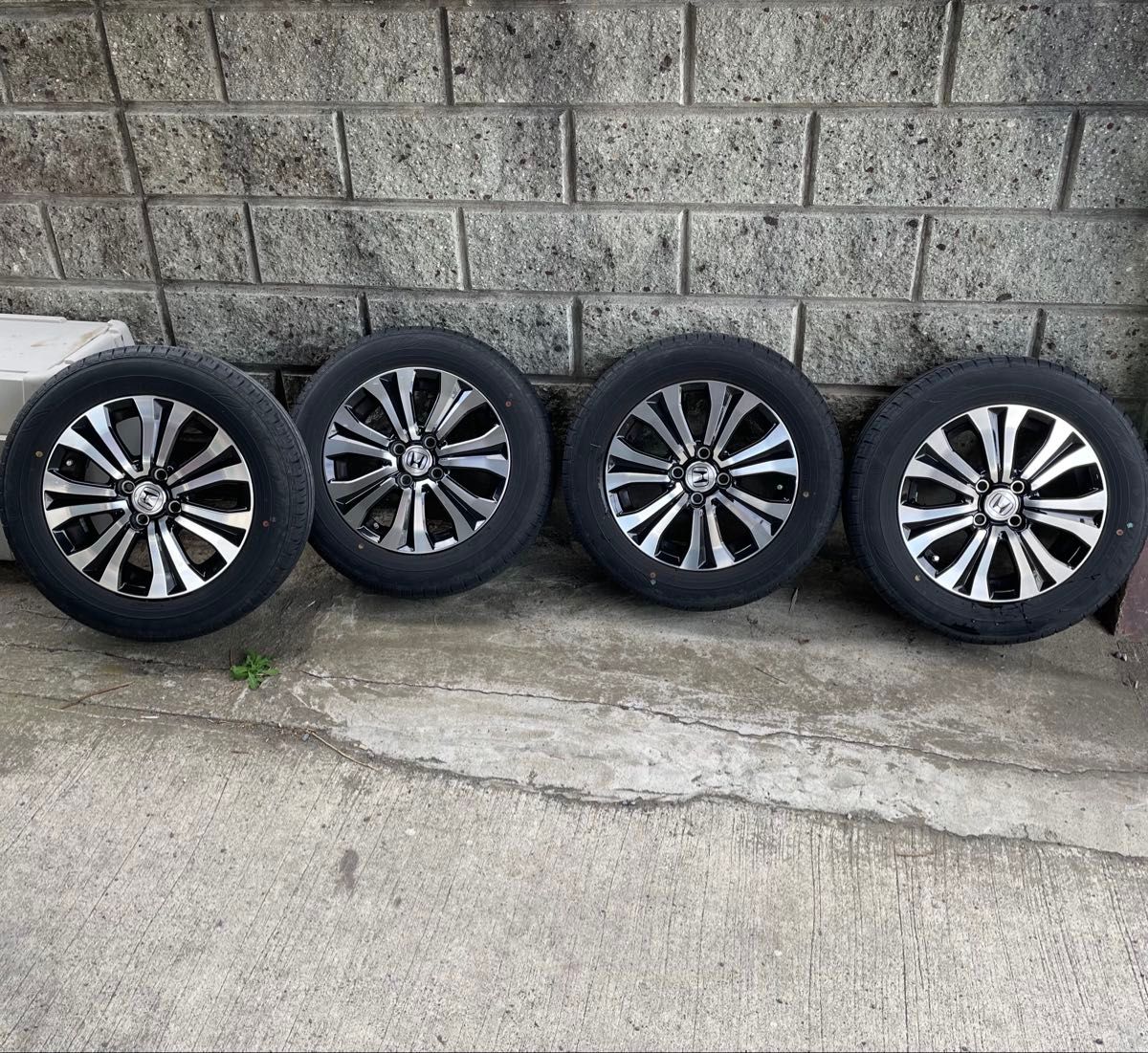 ①ホンダ純正アルミホイールタイヤセット4本 (2022年製 ①ホンダ純正アルミホイールタイヤセット4本 (2022年製
