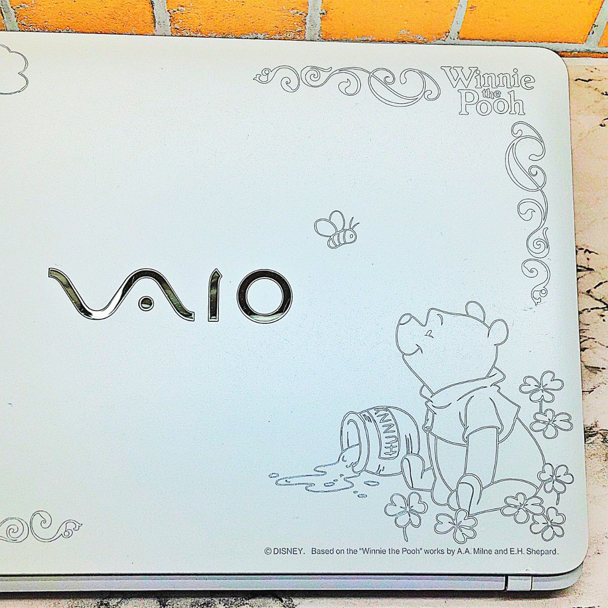Disneyコラボ 超レア 【プーさんモデル】限定品 VAIOノート Disneyコラボ 超レア 【プーさんモデル】限定品 VAIOノート