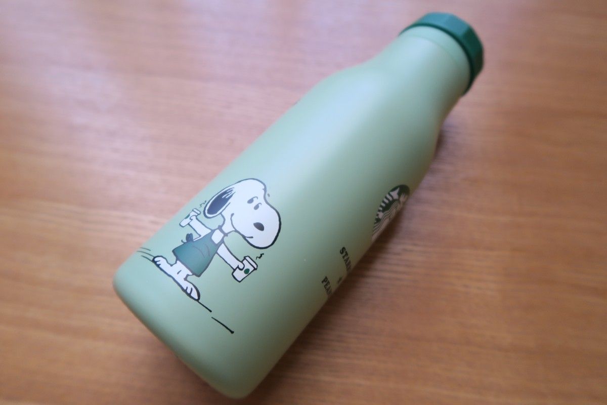 新品】スタバ×スヌーピー ステンレスロゴボトル PEANUTS 473ml 新品】スタバ×スヌーピー ステンレスロゴボトル PEANUTS 473ml