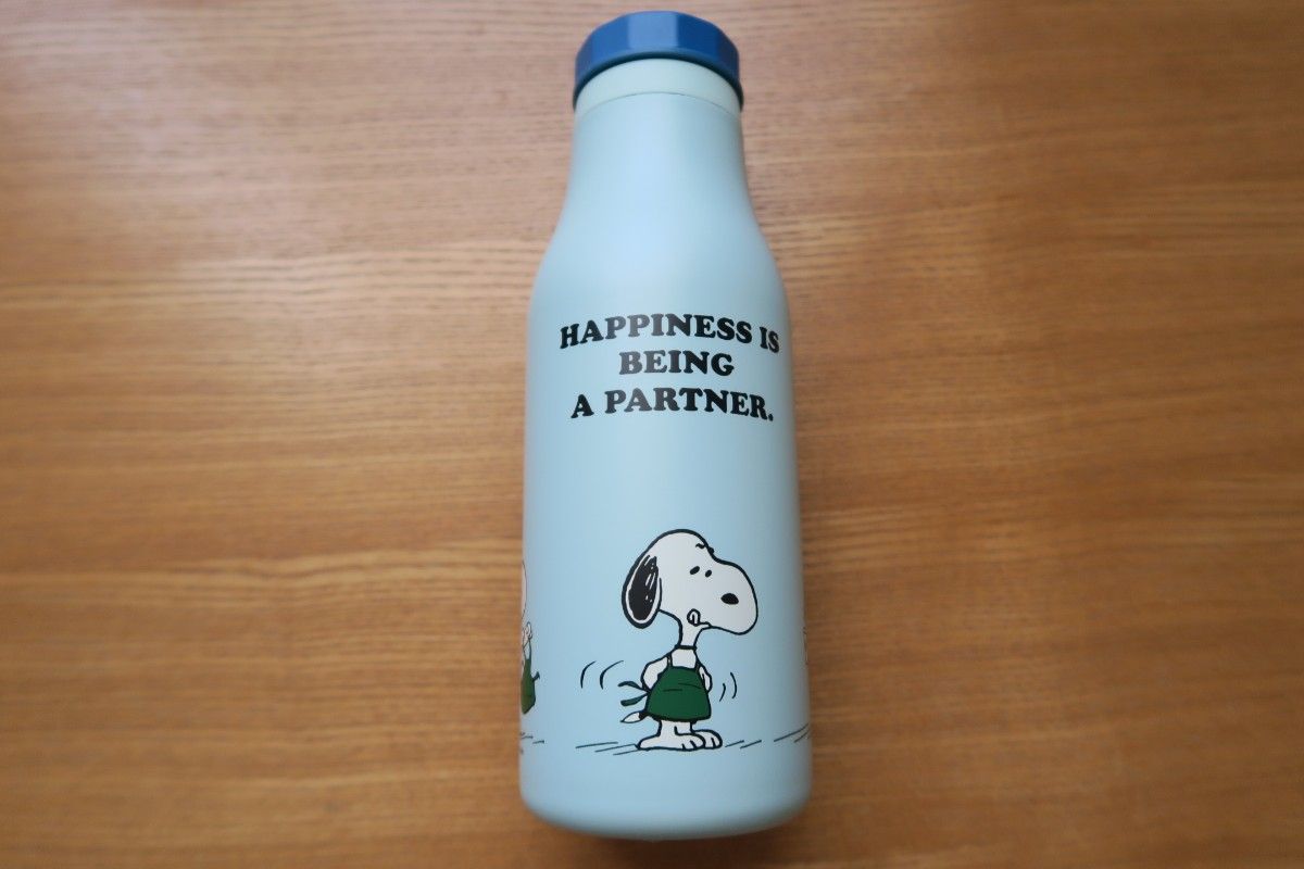 新品】スタバ×スヌーピー ステンレスロゴボトル PEANUTS 473ml 新品】スタバ×スヌーピー ステンレスロゴボトル PEANUTS 473ml