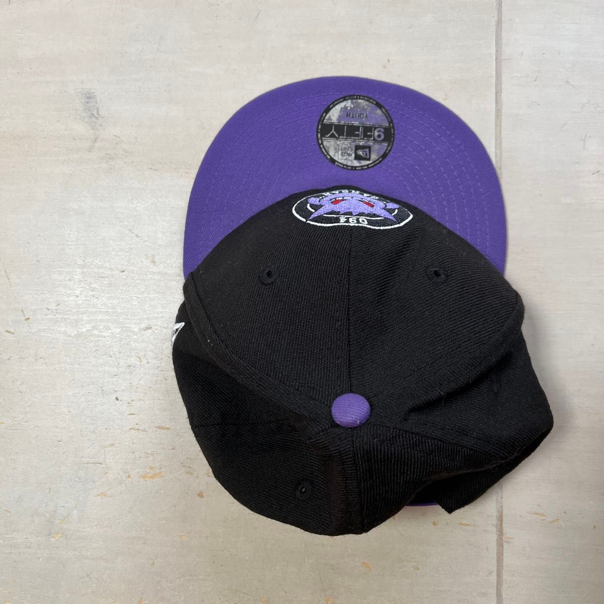 ニューエラ ポケモン ゲンガー コラボ キャップ パープル 9FIFTY ニューエラ ポケモン ゲンガー コラボ キャップ パープル 9FIFTY