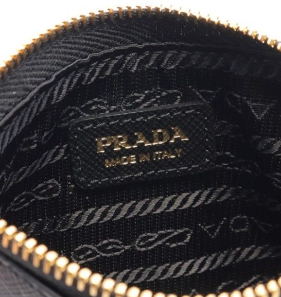 1PRADA プラダ 新品未使用 サフィアーノ レザー コインケース 1PRADA プラダ 新品未使用 サフィアーノ レザー コインケース
