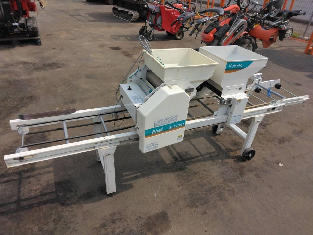 クボタ ニューきんぱ播種機 SR123KJ (中古)【茨城県坂東市発 クボタ ニューきんぱ播種機 SR123KJ (中古)【茨城県坂東市発