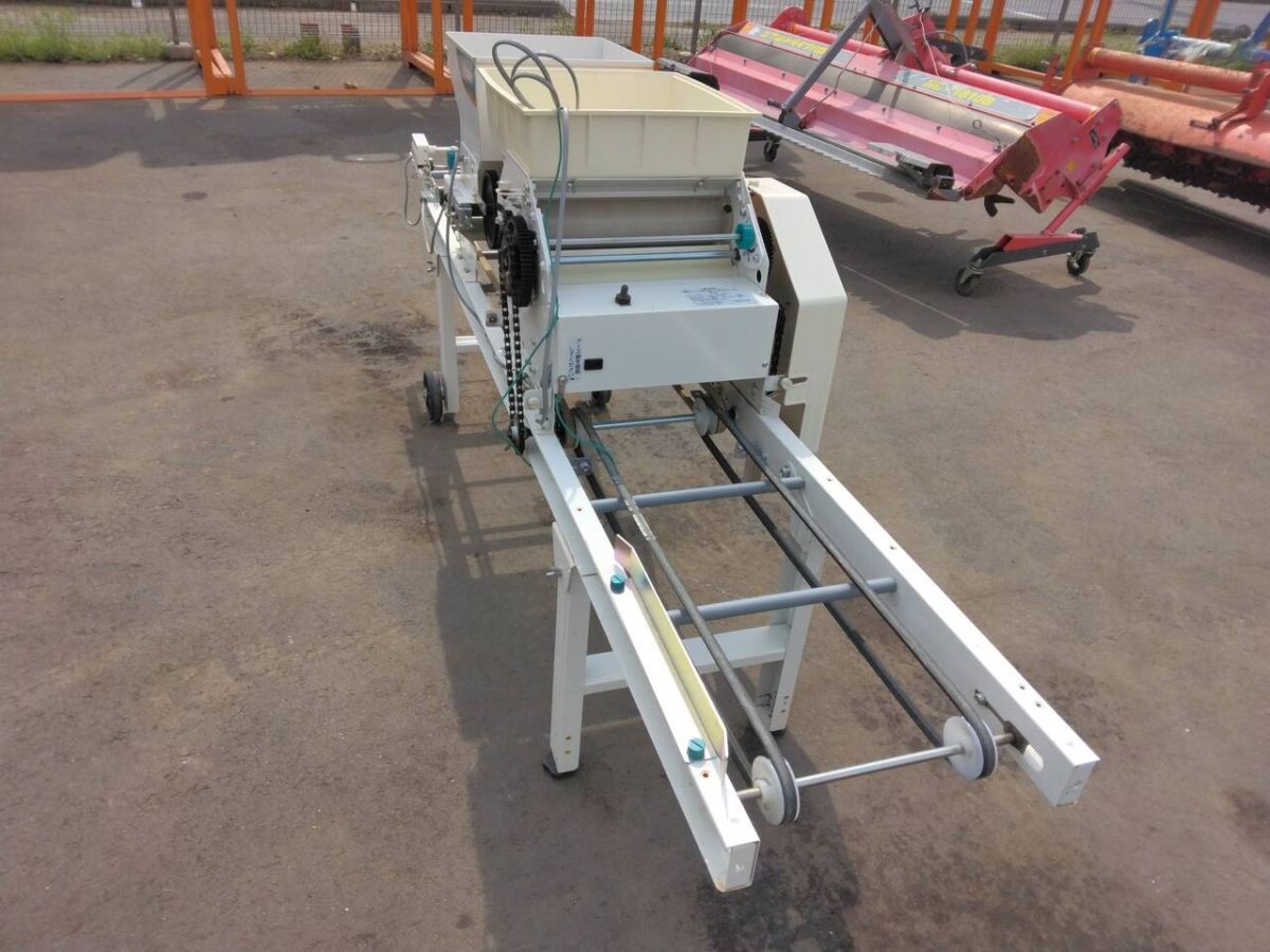 クボタ ニューきんぱ播種機 SR123KJ (中古)【茨城県坂東市発 クボタ ニューきんぱ播種機 SR123KJ (中古)【茨城県坂東市発