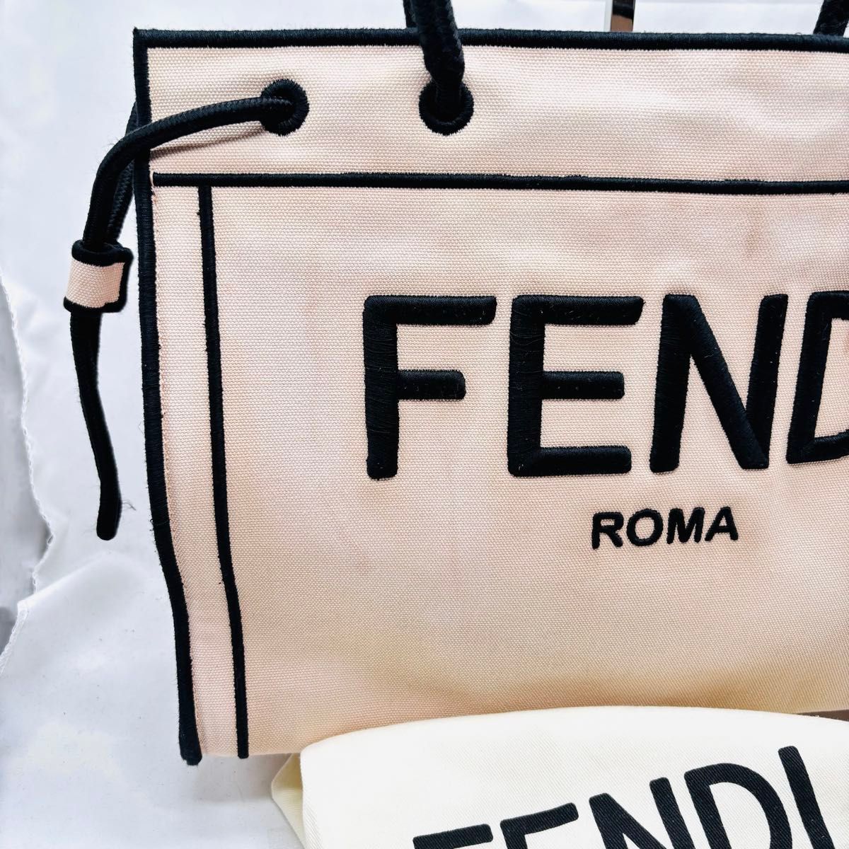 希少 FENDI フェンディ ローマショッパー トートバッグ 希少 FENDI フェンディ ローマショッパー トートバッグ