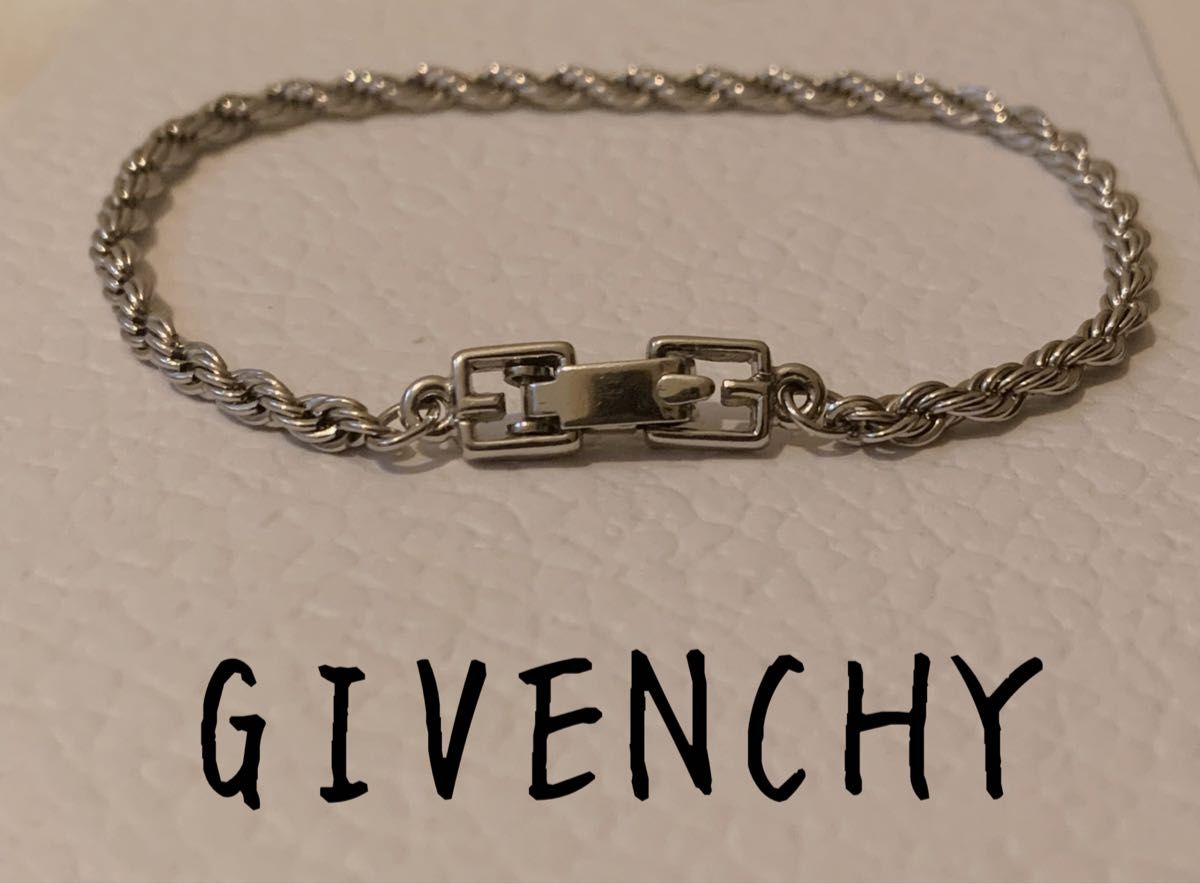 極美品】GIVENCHY ヴィンテージブレスレット 金具ロゴ GIVENCHY 極美品】GIVENCHY ヴィンテージブレスレット 金具ロゴ GIVENCHY