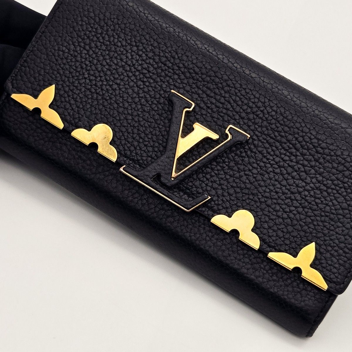Louis Vuitton 長財布 カプシーヌ フラワー ブラック ヴィトン Louis Vuitton 長財布 カプシーヌ フラワー ブラック ヴィトン