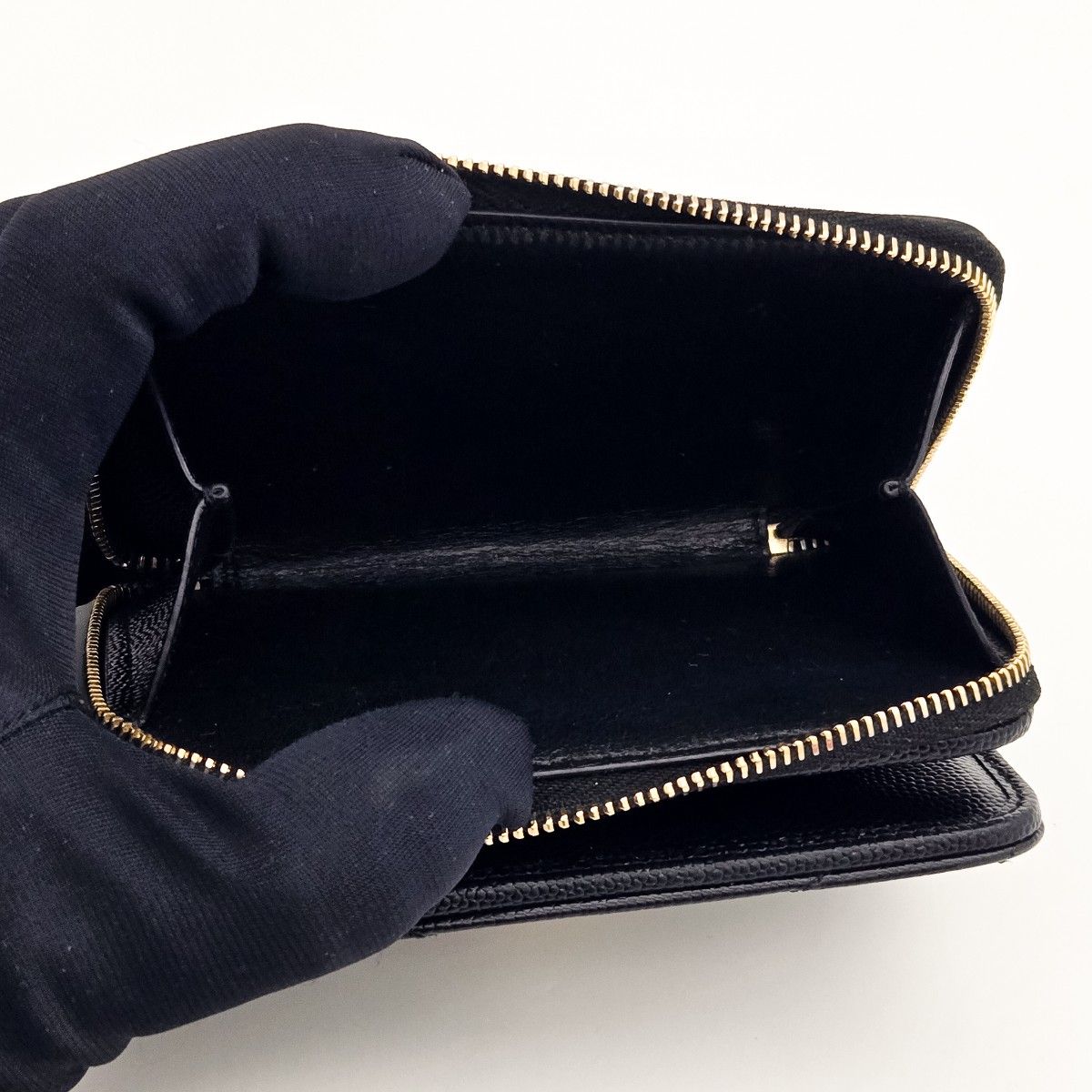 サンローラン 財布 YSL カサンドラ コンパクト Vステッチ サンローラン 財布 YSL カサンドラ コンパクト Vステッチ