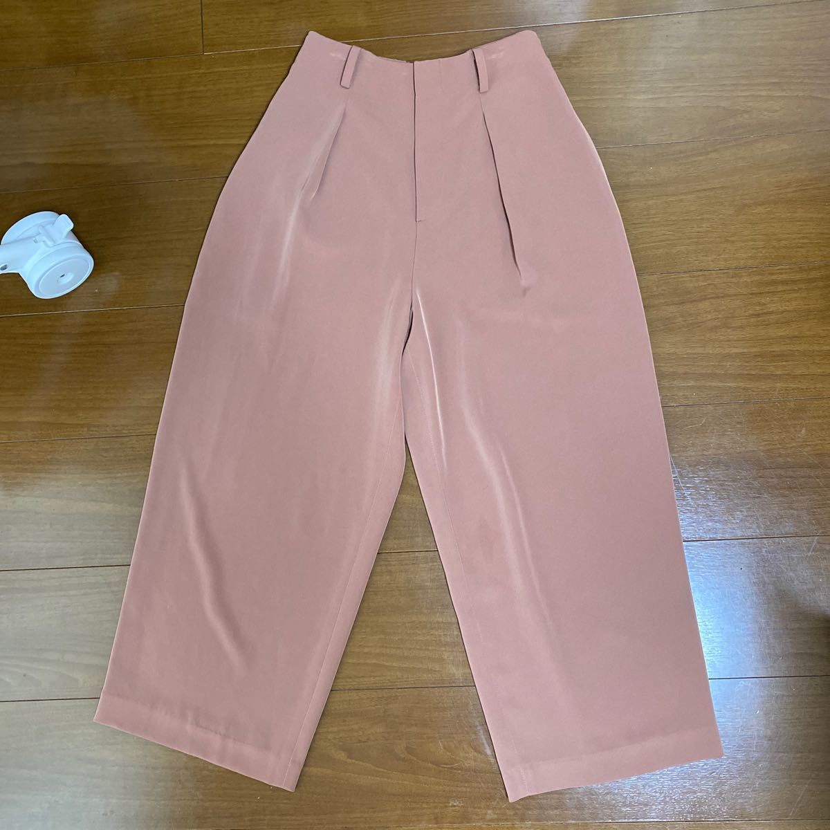 Paypayフリマ Uniqlo Sサイズ ピンク ベージュパンツ Paypayフリマ Uniqlo Sサイズ ピンク ベージュパンツ