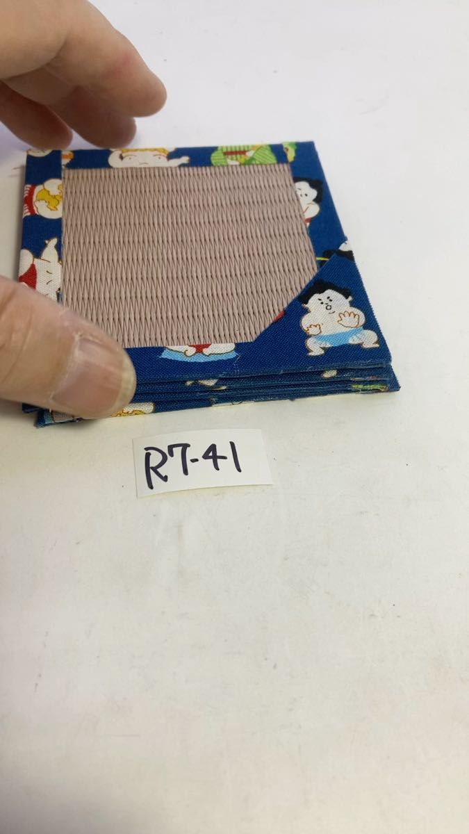 お相撲さんブルー柄,ピンクメセキ畳のコースター4枚組 R7-41