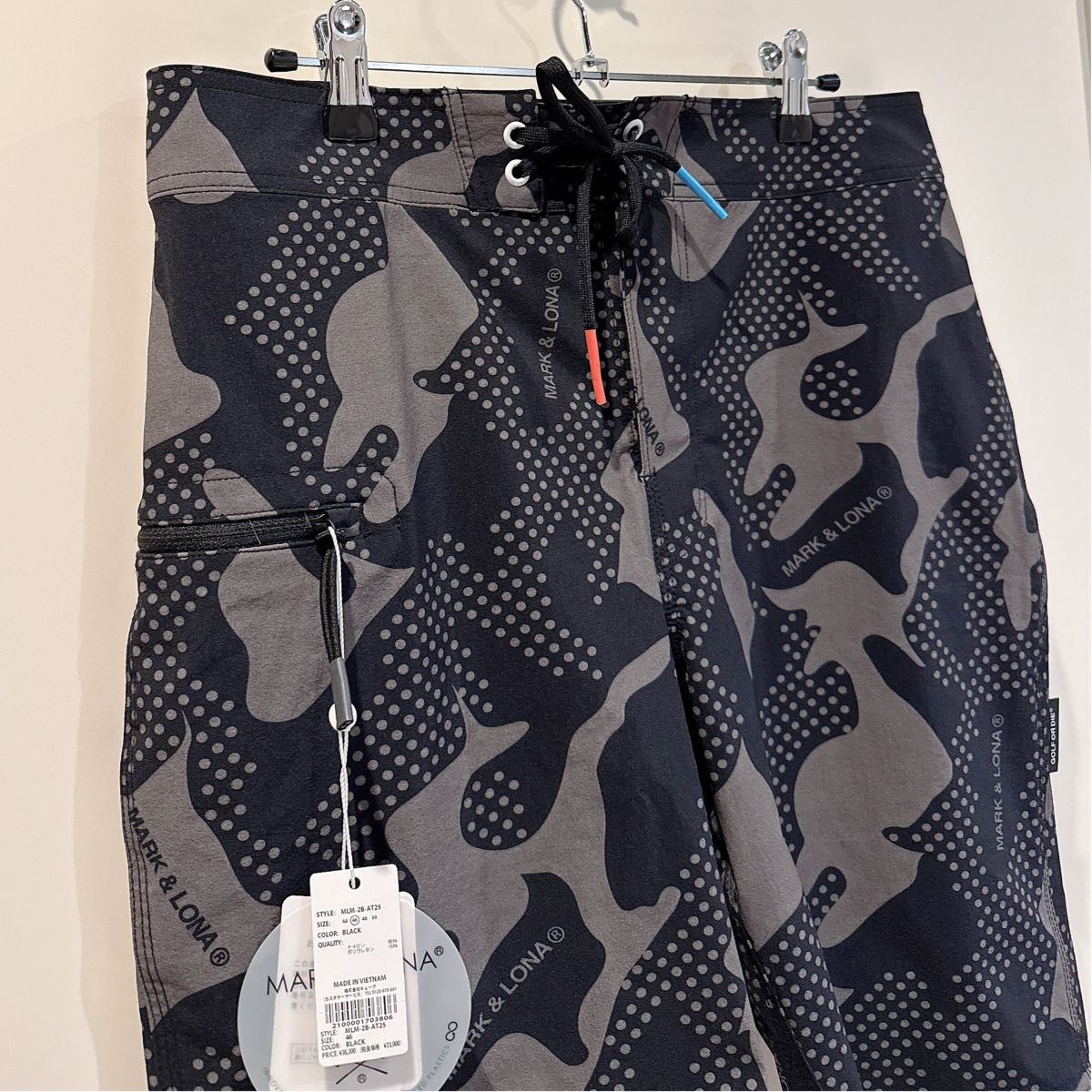 新品 木村拓哉さん着用 MARK&LONA 】 マークアンドロナ ショーツ 新品 木村拓哉さん着用 MARK&LONA 】 マークアンドロナ ショーツ