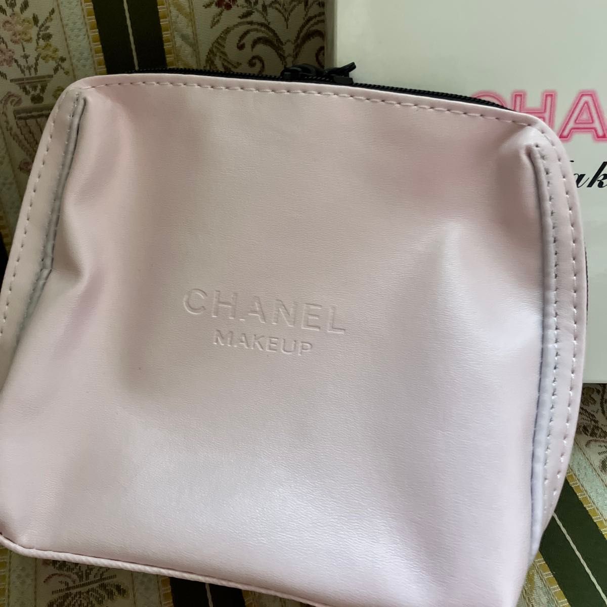 CHANEL シャネル ノベルティ メイクポーチ ピンク 未使用|Yahoo CHANEL シャネル ノベルティ メイクポーチ ピンク 未使用|Yahoo