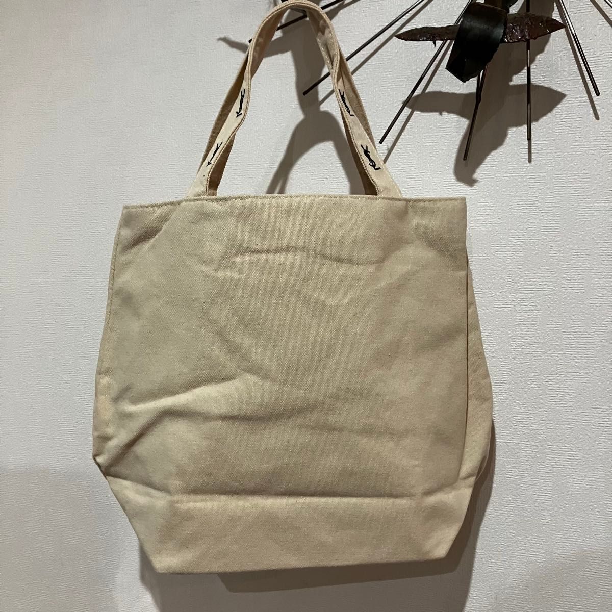 未使用 イヴサンローラン 刺繍 トートバッグ YSL ノベルティ 未使用 イヴサンローラン 刺繍 トートバッグ YSL ノベルティ