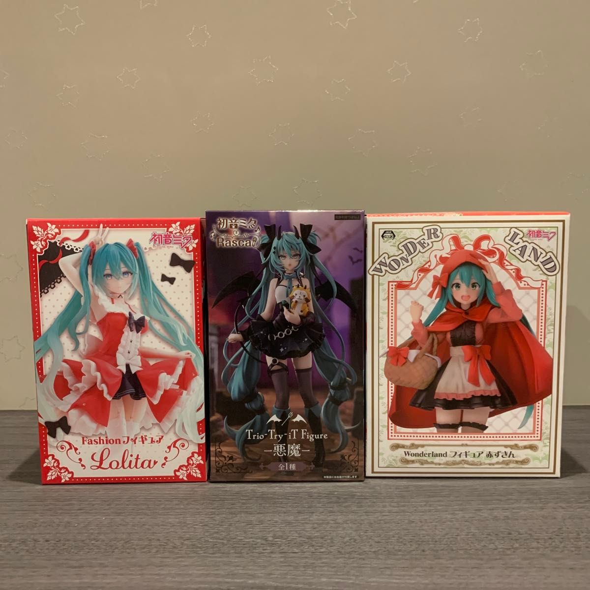 初音ミク フィギュア 3体セット ロリータ 悪魔 赤ずきん(未開封 初音ミク フィギュア 3体セット ロリータ 悪魔 赤ずきん(未開封