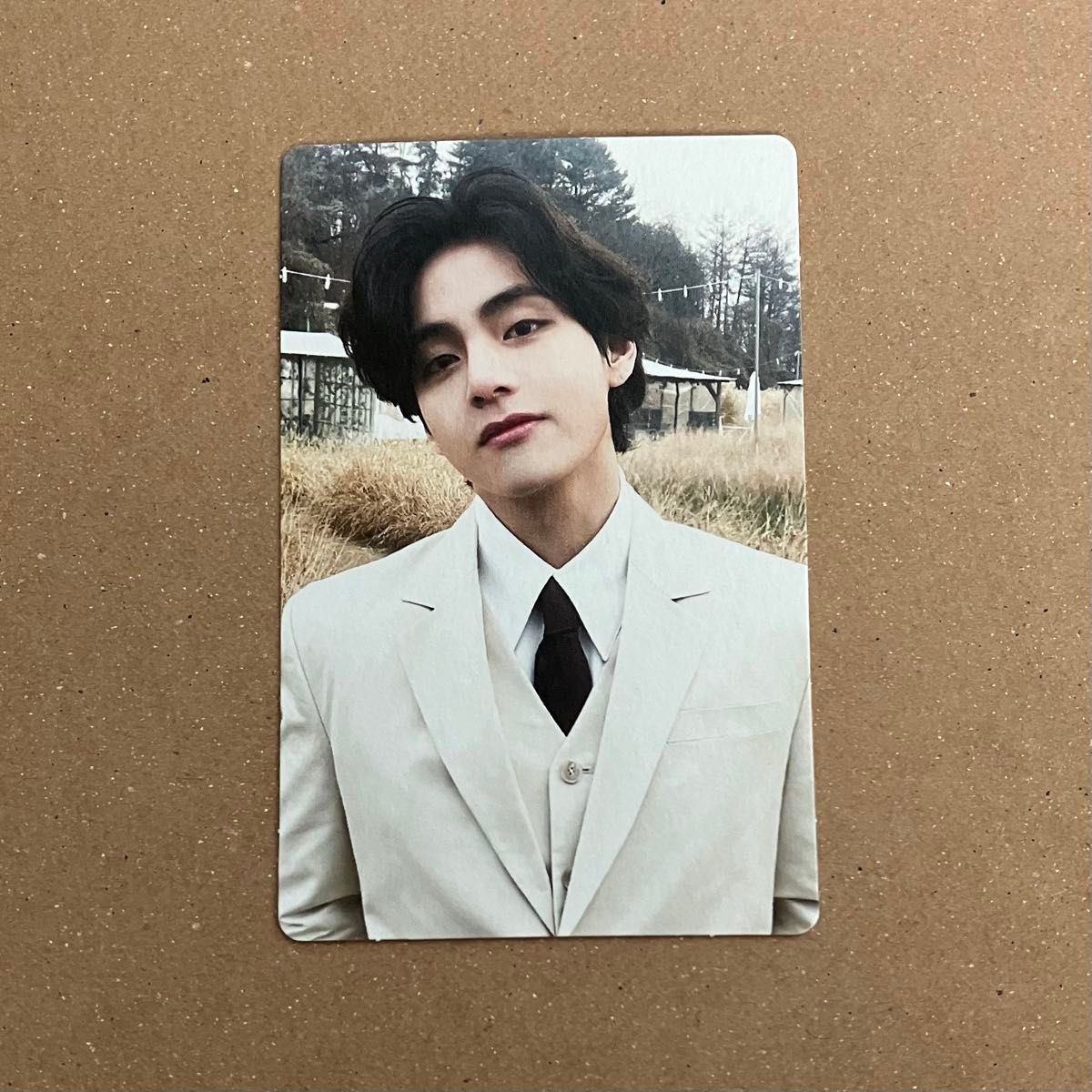 BTS Special 8 Photo-Folio V テヒョン テテ 写真集 公式 トレカ BTS Special 8 Photo-Folio V テヒョン テテ 写真集 公式 トレカ