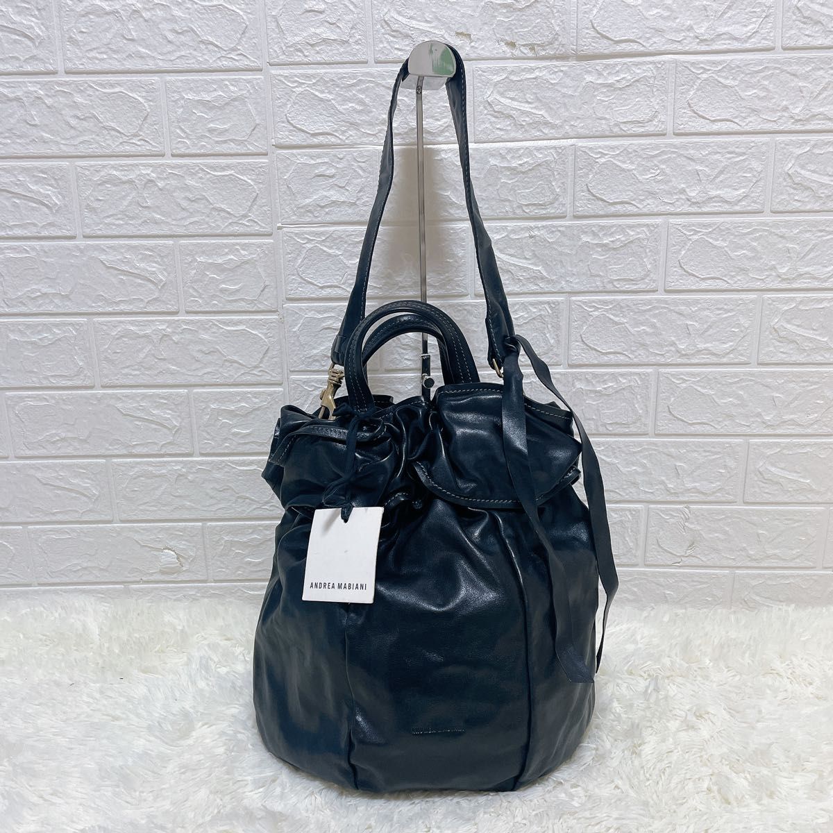 美品】ANDREA MABIANI アンドレアマビアーニ レザー トート 美品】ANDREA MABIANI アンドレアマビアーニ レザー トート