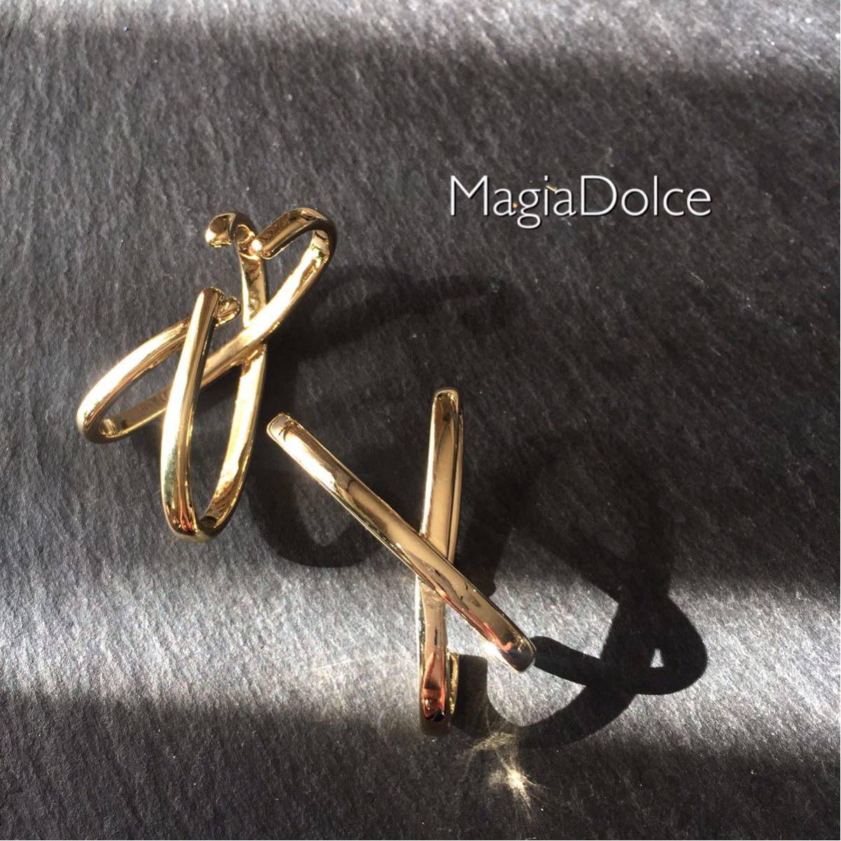  free shipping *MagiaDolce 5416* both ear earcuff Gold earcuff hoop earrings Gold earrings volume earcuff Cross earcuff 