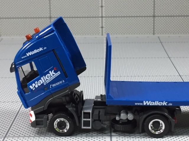 1/87 Herpa IVECO Stralis &#34;Walleck&#34;