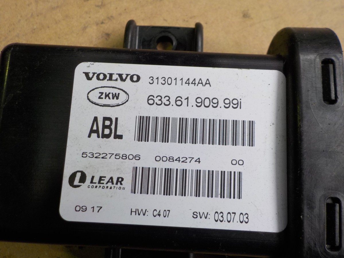  Volvo V70 BB original ABL| active xenon {HID} head light computer 