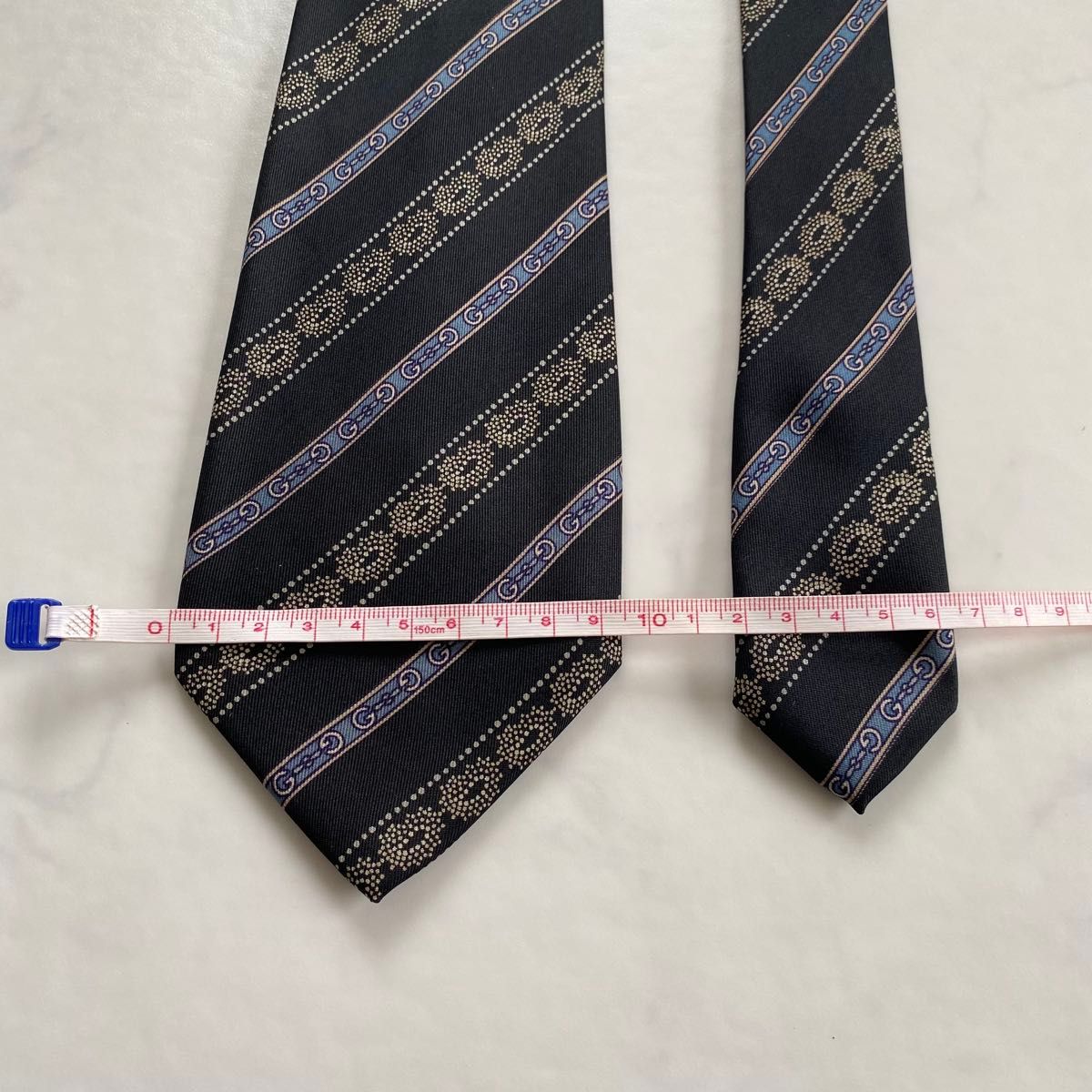 美品 GUCCI グッチ ネクタイ 総柄 シルク100% ⑧|Yahoo!フリマ 美品 GUCCI グッチ ネクタイ 総柄 シルク100% ⑧|Yahoo!フリマ