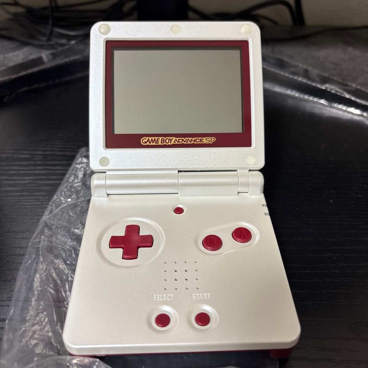 ゲームボーイ アドバンスSP ファミコンカラー GBA 任天堂 ほぼ ゲームボーイ アドバンスSP ファミコンカラー GBA 任天堂 ほぼ