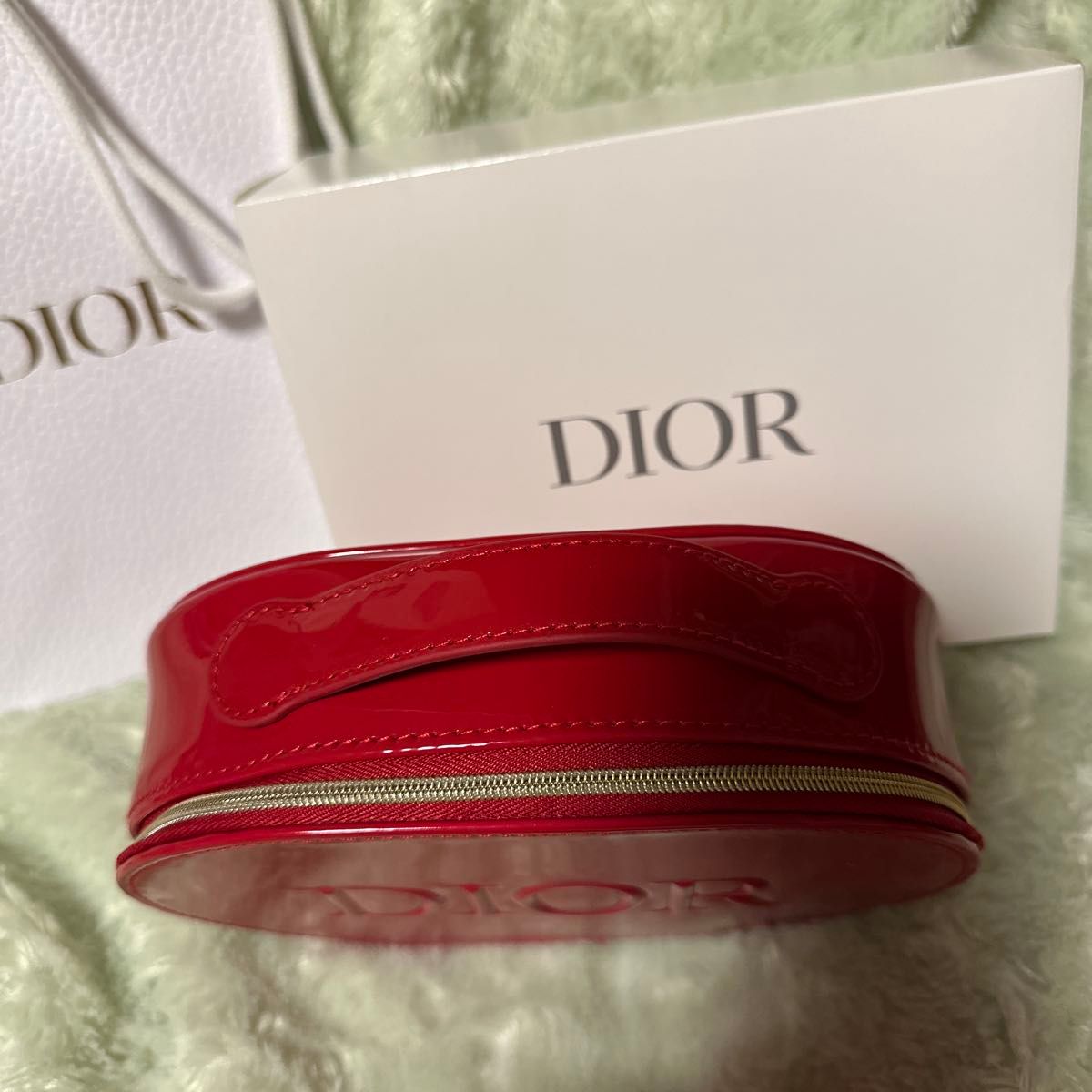Dior ディオール 最新ノベルティ レッドバニティツヤポーチ Dior ディオール 最新ノベルティ レッドバニティツヤポーチ