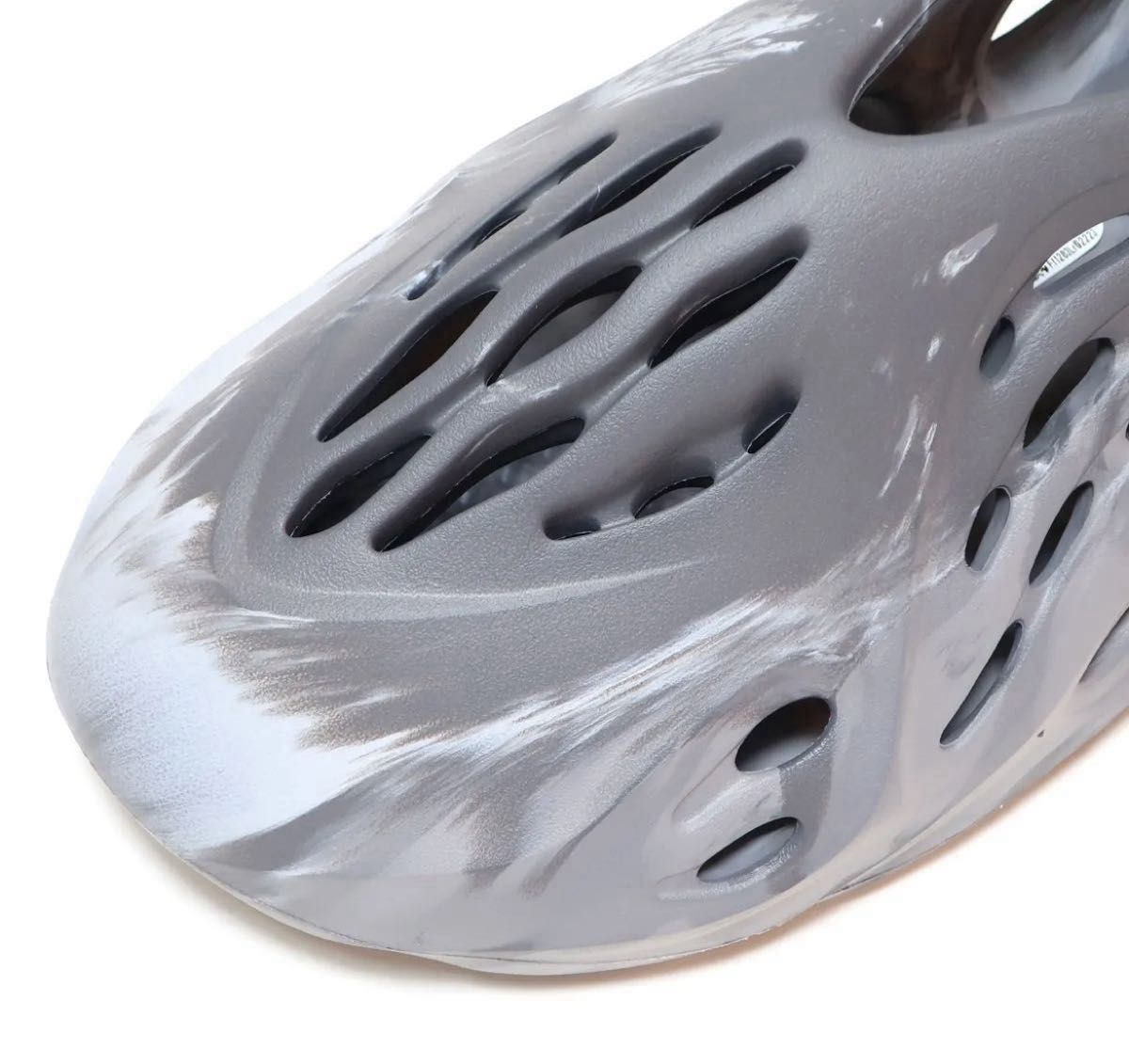 新品タグ付 アディダス YEEZY FOAM Runnerアディダス YZY 26 5cm 新品タグ付 アディダス YEEZY FOAM Runnerアディダス YZY 26 5cm