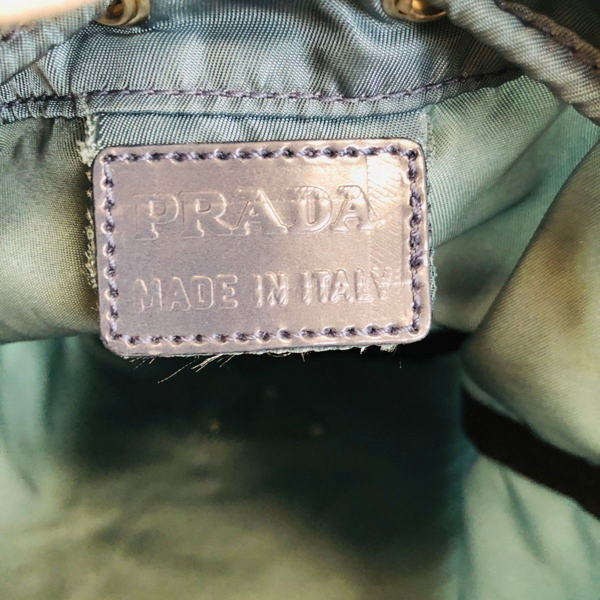 良品】PRADA プラダ ポーチ 巾着ポーチ 三角ロゴ 白タグ 良品】PRADA プラダ ポーチ 巾着ポーチ 三角ロゴ 白タグ