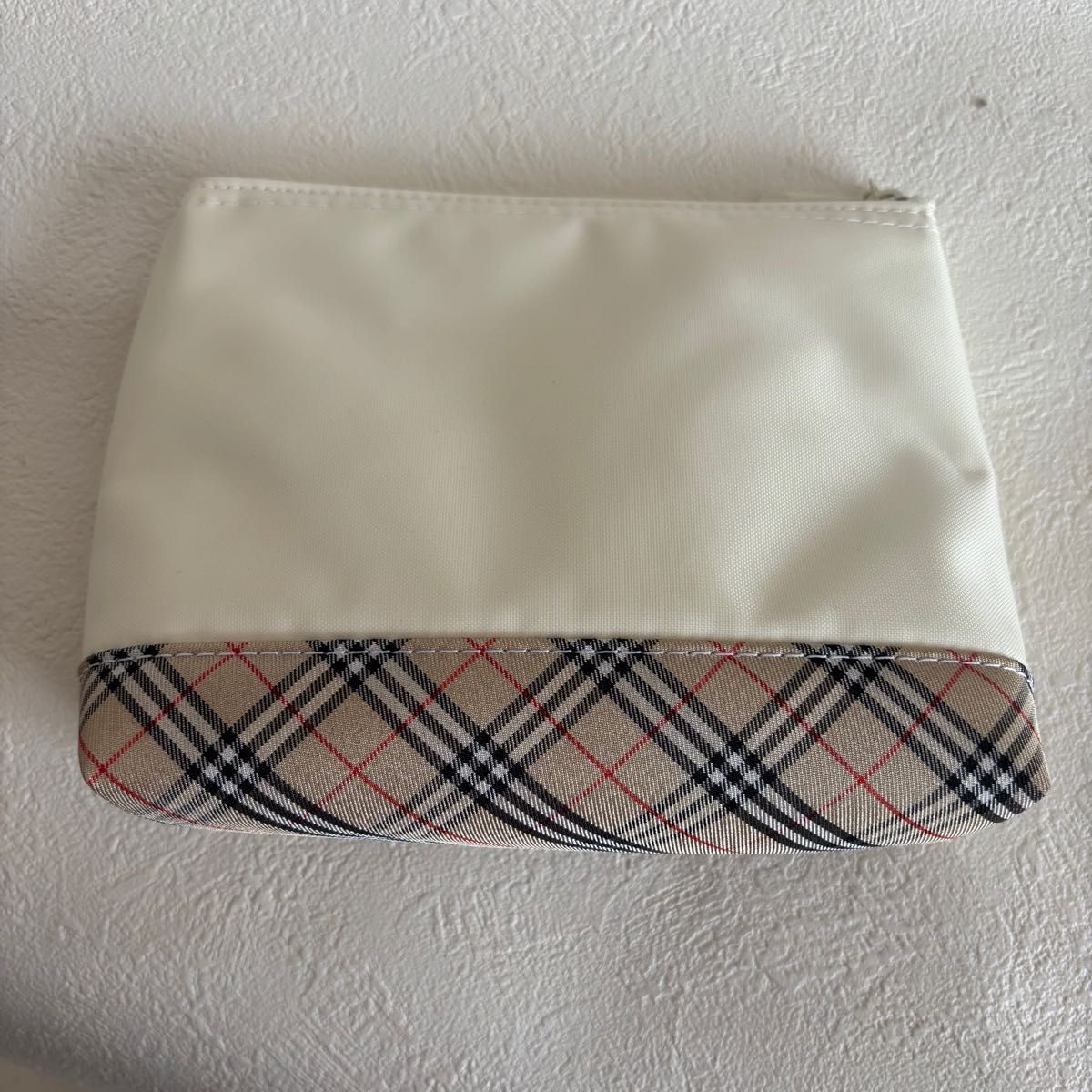 BURBERRY バーバリー ポーチ 小物入れ ノバチェック×ホワイト BURBERRY バーバリー ポーチ 小物入れ ノバチェック×ホワイト